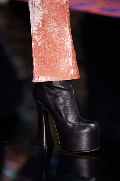 Look 93